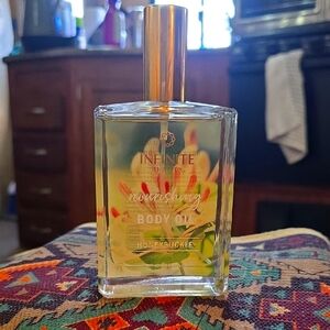 Infinite Beauty Nourishing Body Oil - Honeysuckle